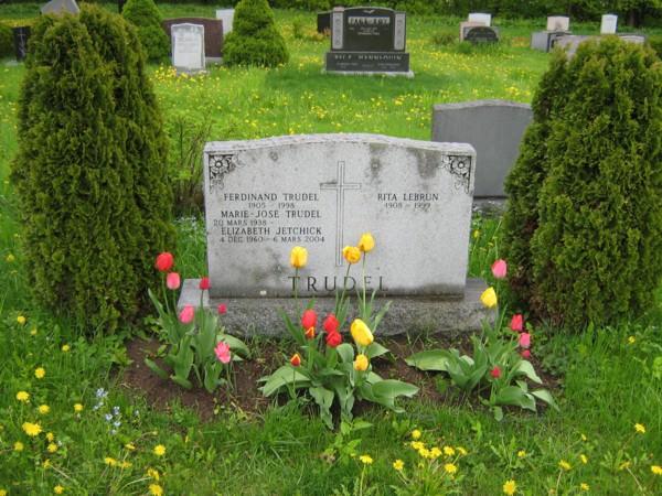 Tombstone of Elizabeth Jetchick