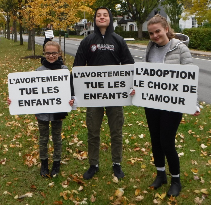 Un beau trio Pro-Vie!